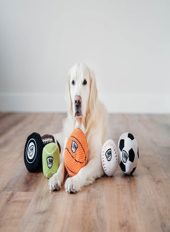 زيبي بوس ZippyPaws SportsBallz - ألعاب تصدر صوتاً للكلاب لإبقائها مشغولة، دمية قطيفة مرحة للكلاب الصغيرة والمتوسطة والكبيرة، لعبة جرو محشوة لطيفة، منتجات حيوانات أليفة، هدية لجميع السلالات، لعبة تفاعلية تصدر صوتاً - كرة سلة - Image 2